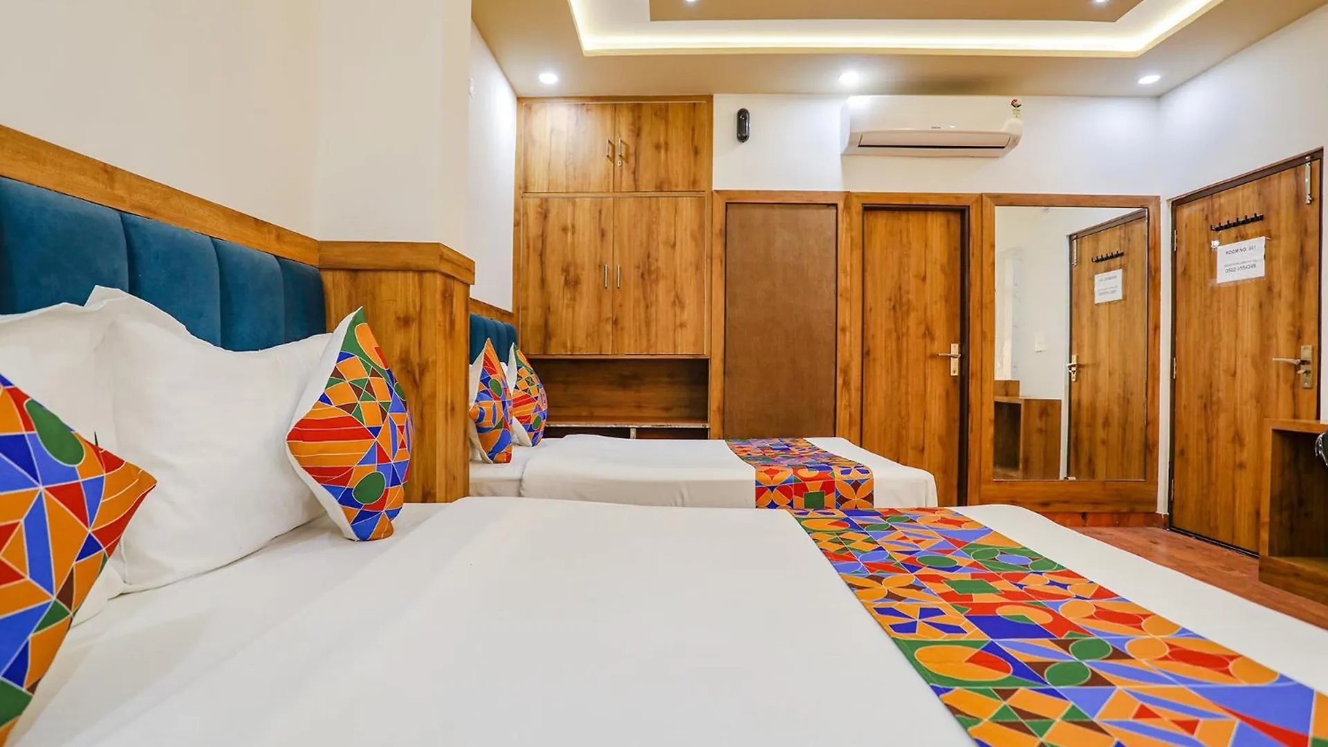 Hotel Fabhotel Aaradhya Residency Agra