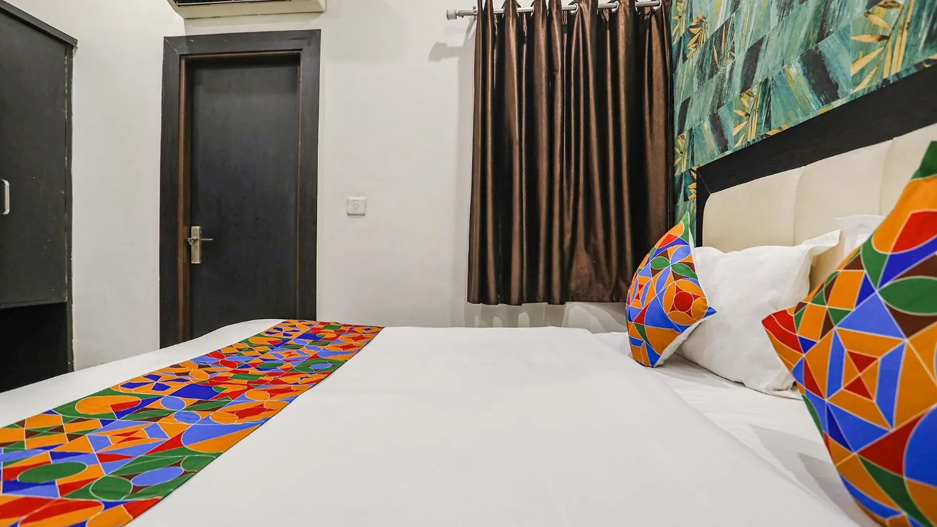 Fabhotel Aaradhya Residency Agra  3*, Agra (Uttar Pradesh)