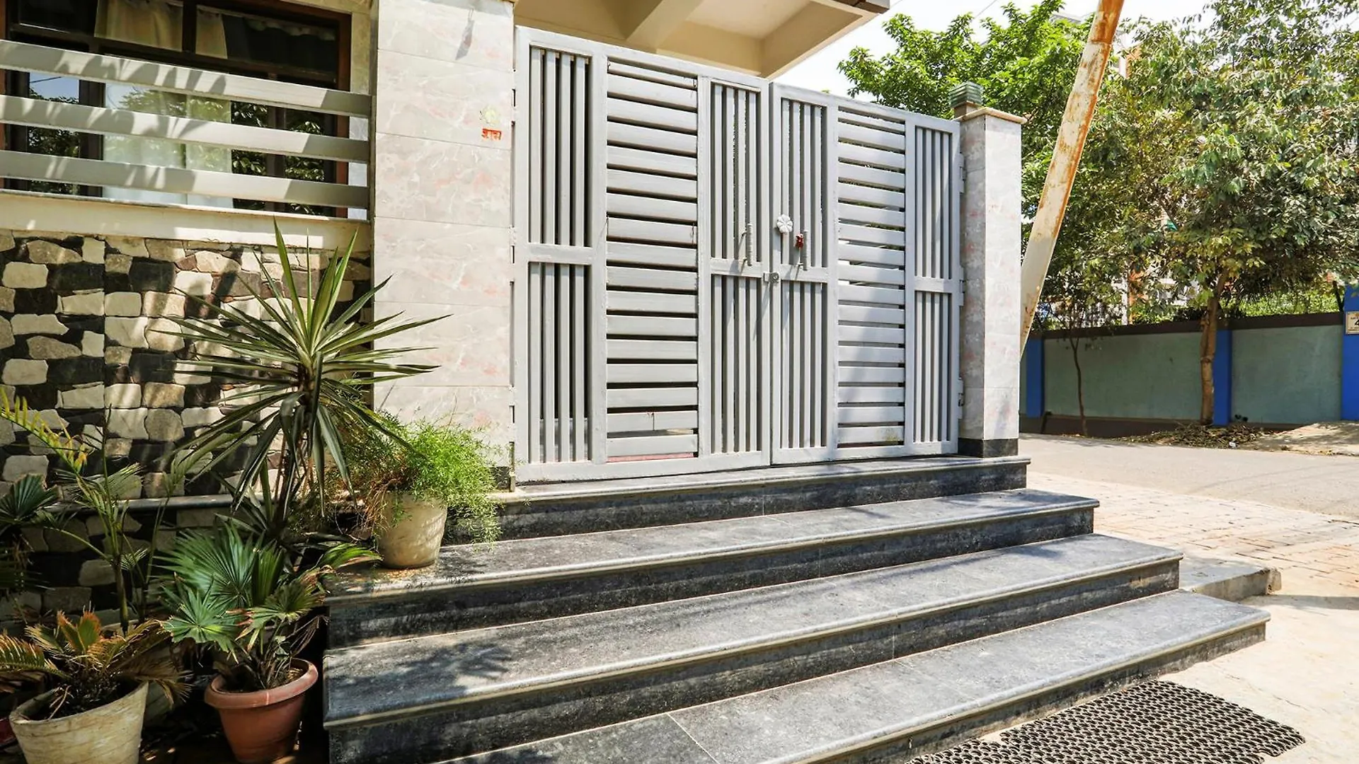 Fabhotel Aaradhya Residency Agra  India